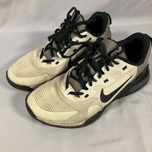 Nike Air Max Womens Size 8 Training Shoes Black Tan Lace Up